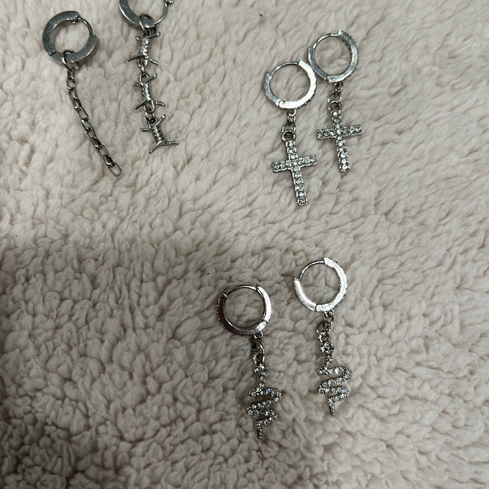Men’s earrings